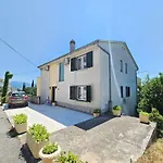Apartment Mit Meerblick- 150 M Vom Entfernt By Interhome *