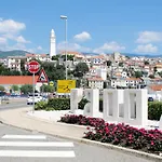 Mit Meerblick- 150 M Vom Entfernt By Interhome Apartamento Novi Vinodolski